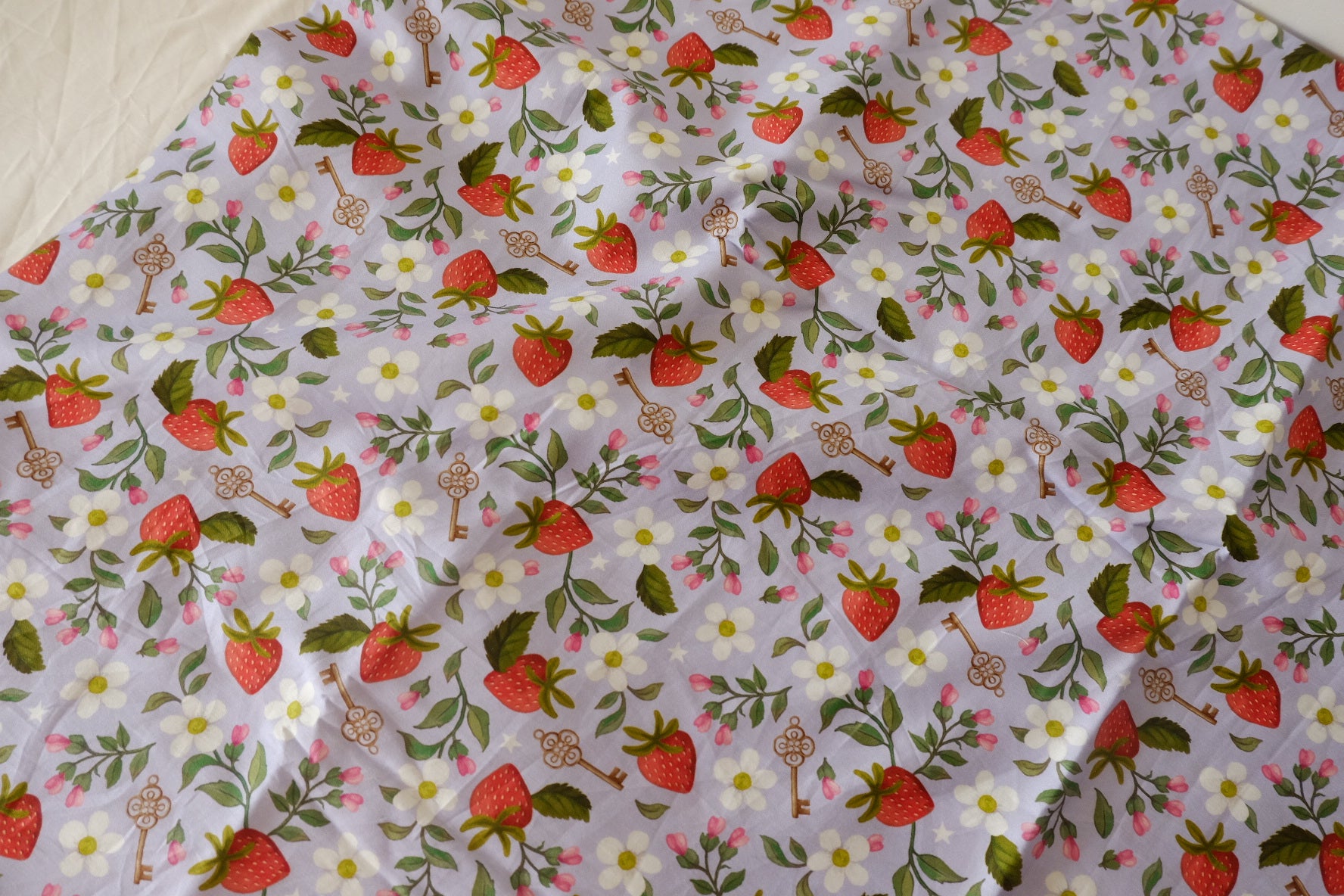 Strawberry Garden Cotton Sateen Fabric – 3.3 yd