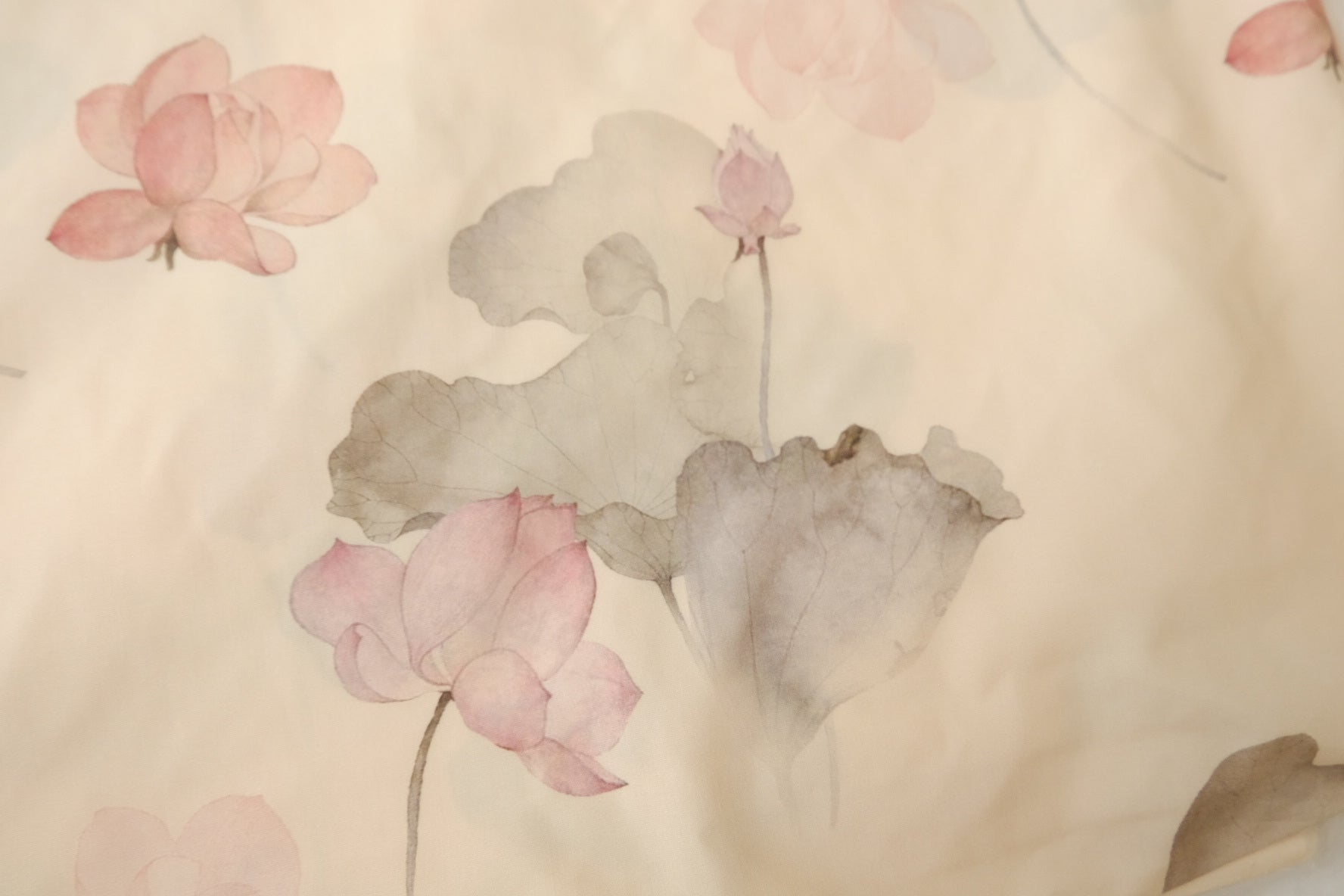 Soft Lotus Print 60s Cotton Poplin (3.3 Yards)