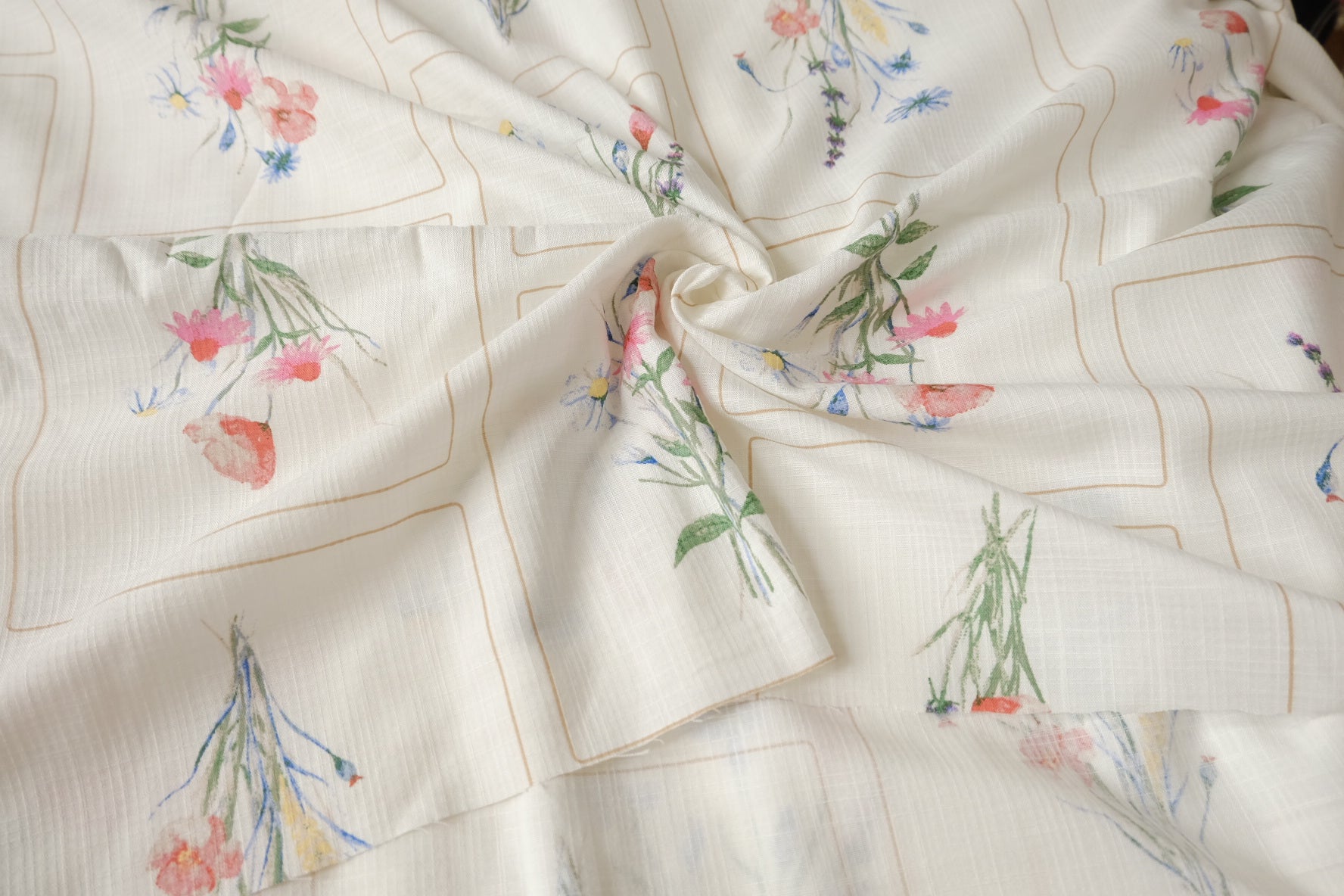 Wildflower Frame Lyocell Linen Blend, 2.19 Yards