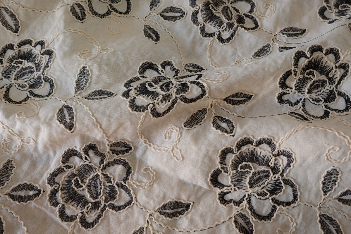 Monochrome Rose Embroidered Linen Cotton – 2.1 yd