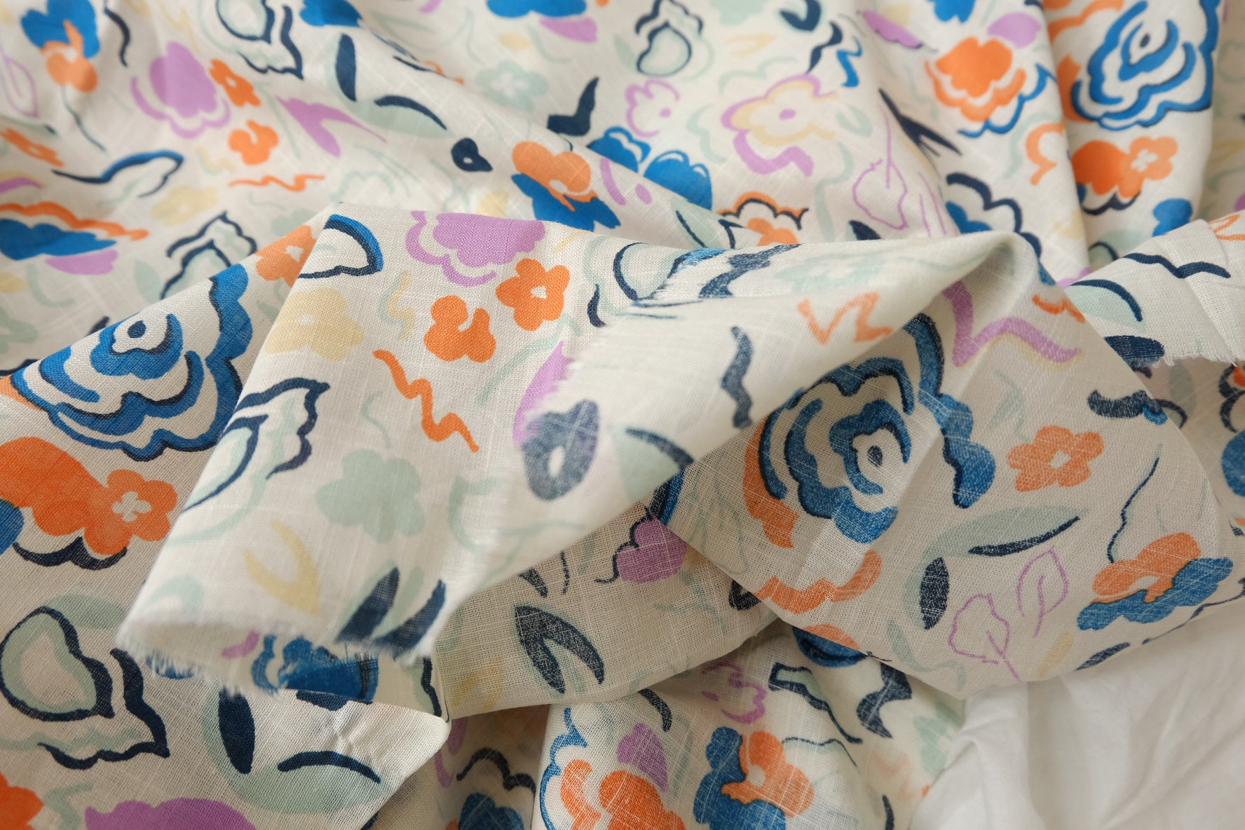 Nordic-Style Floral Slub Cotton in Cream — 1.64 Yards
