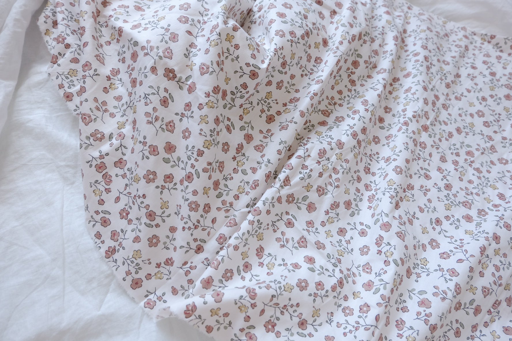 Soft Pastel Ditsy Floral Cotton Fabric - 3.28 yd