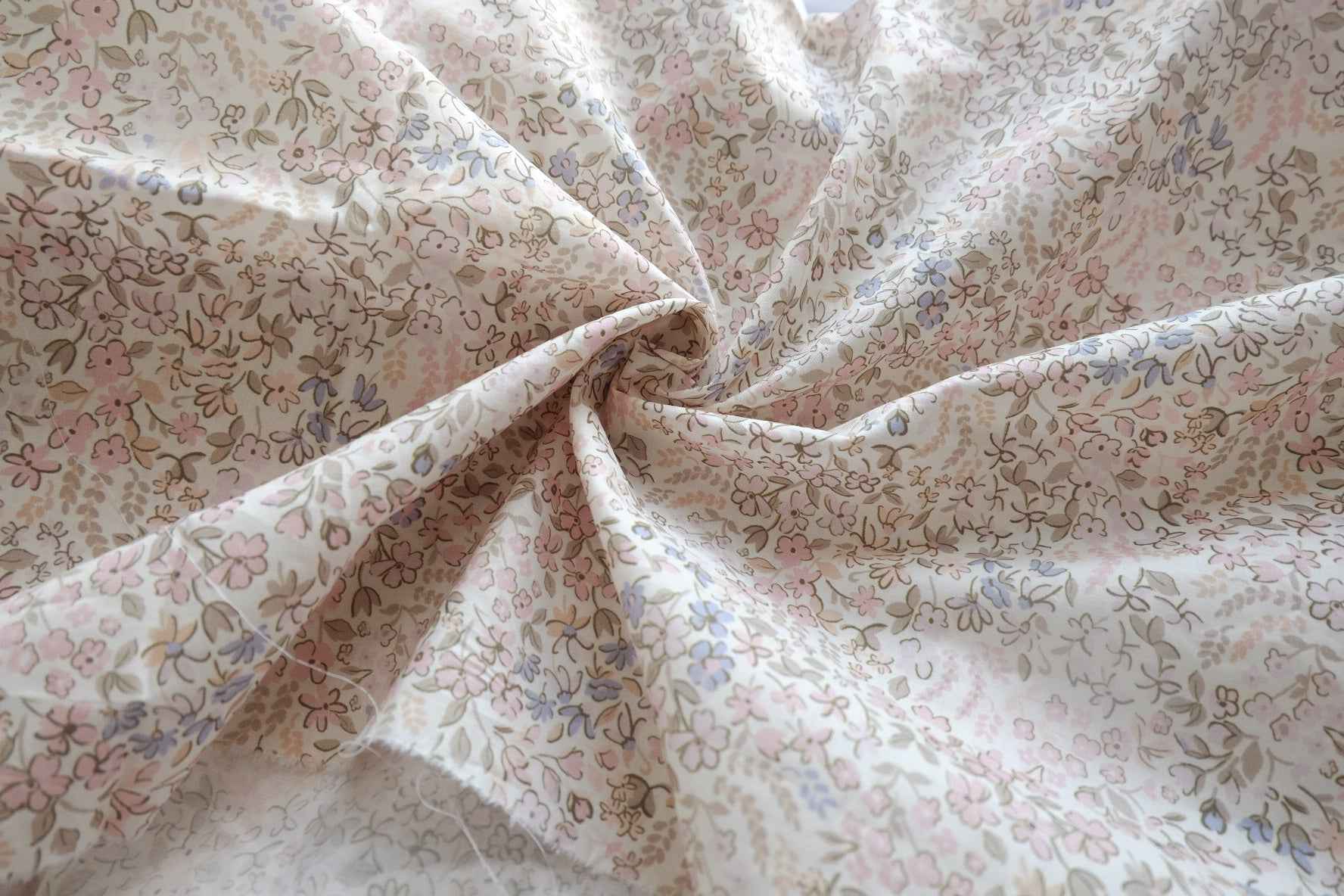 Soft Ditsy Floral Cotton Fabric - 1.42 yd