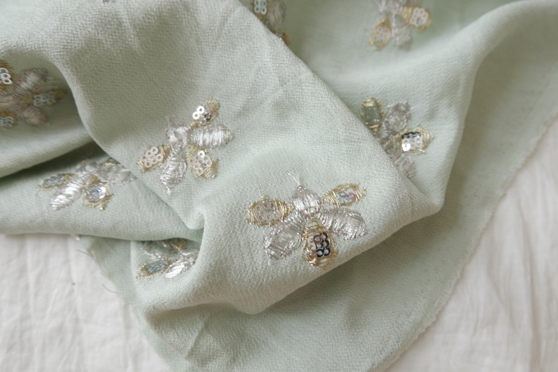Sequin Bee Lyocell Linen Blend, 2.19 Yards
