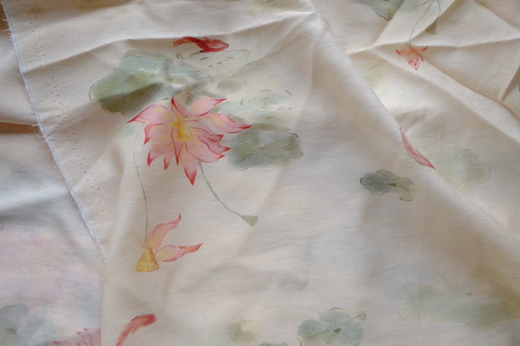 Lotus Watercolor Tencel Ramie Blend – 2.2 yd