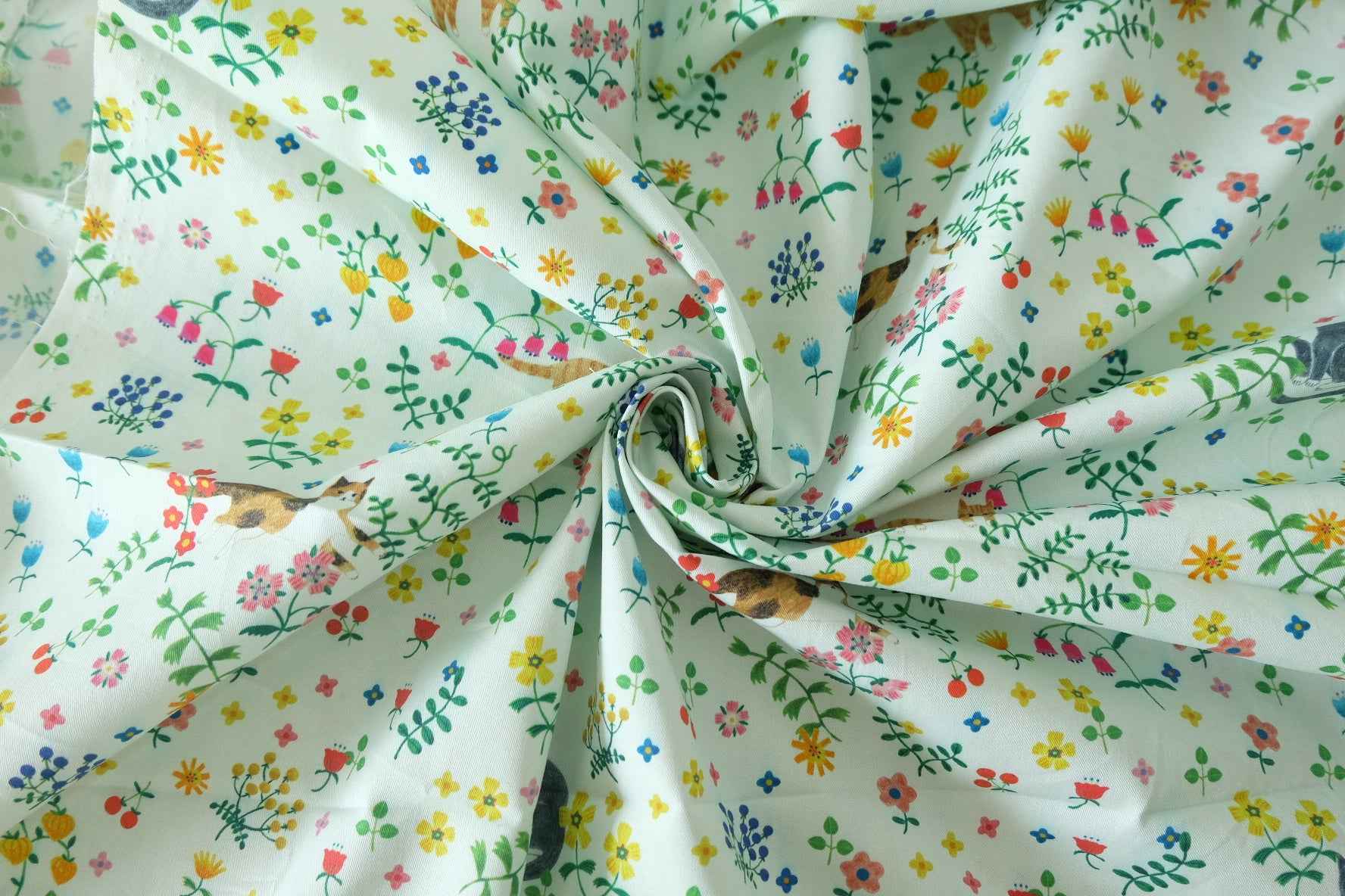 Cat & Wildflower Cotton Twill Fabric – 2.2 yd