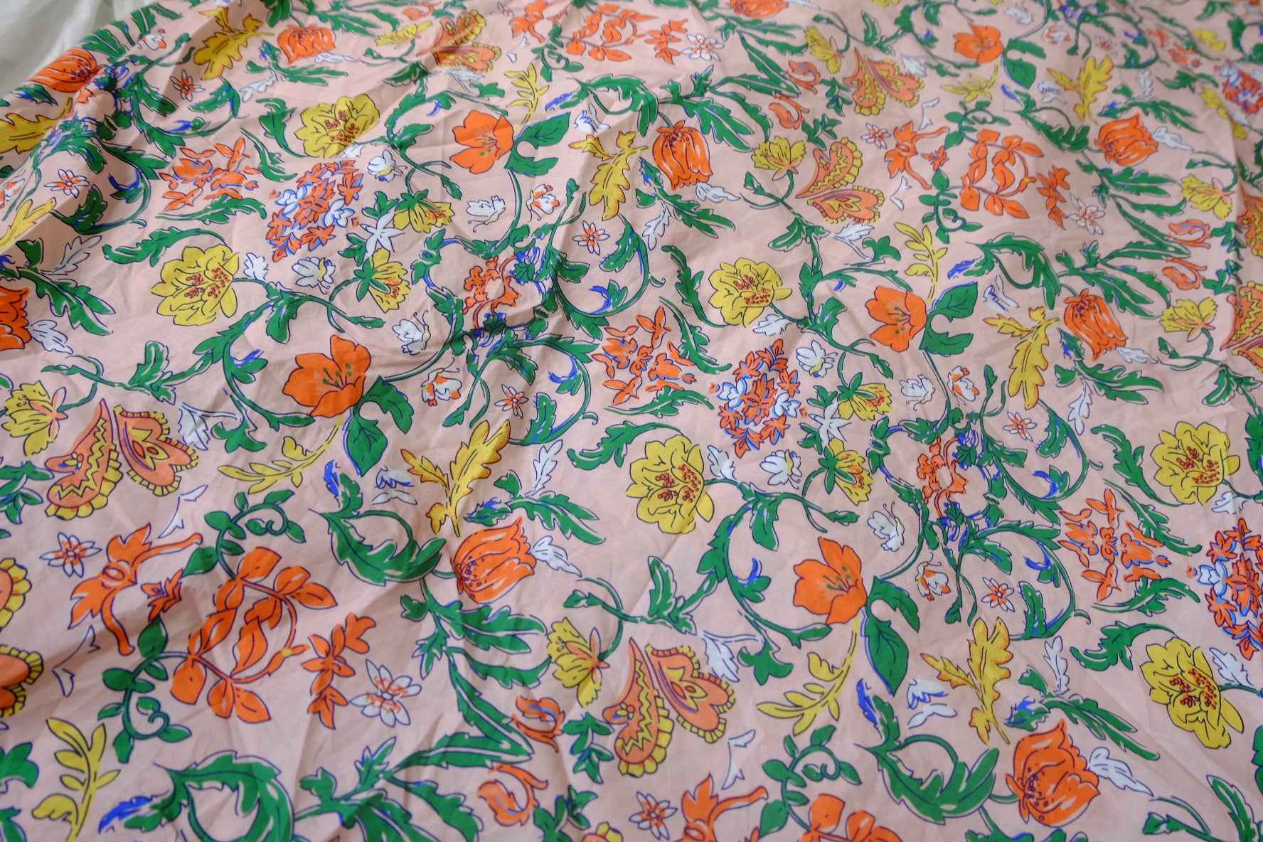 Pink Vine Floral Cotton Poplin Fabric - 1.53 yd
