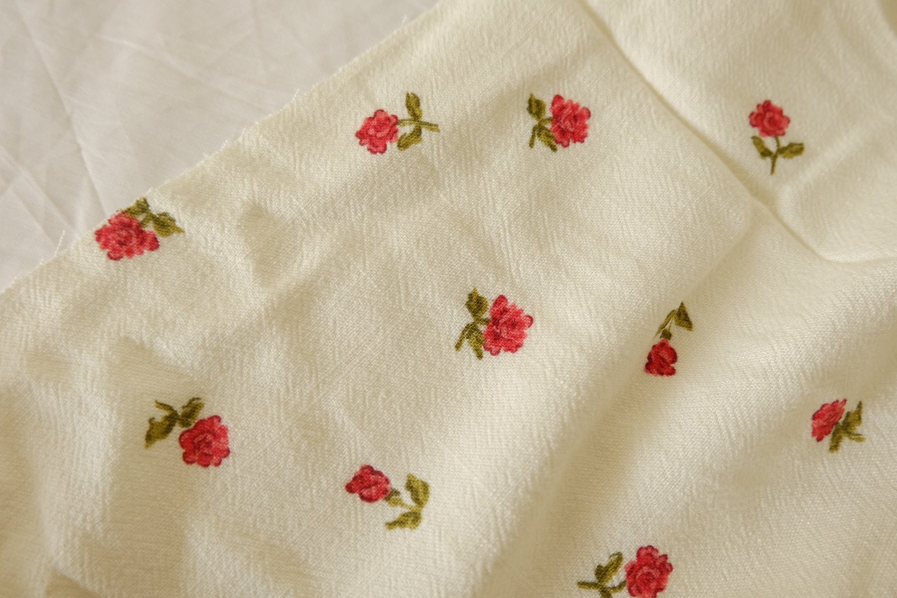 Washed Tiny Rose Ramie Rayon Blend Fabric – 1.64 yd Piece