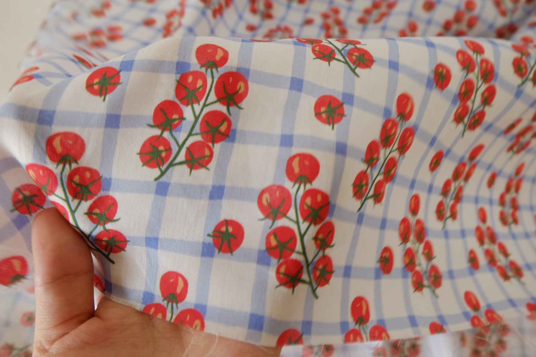 Tomato Check 80s Cotton Sateen Fabric – 2.2 yd