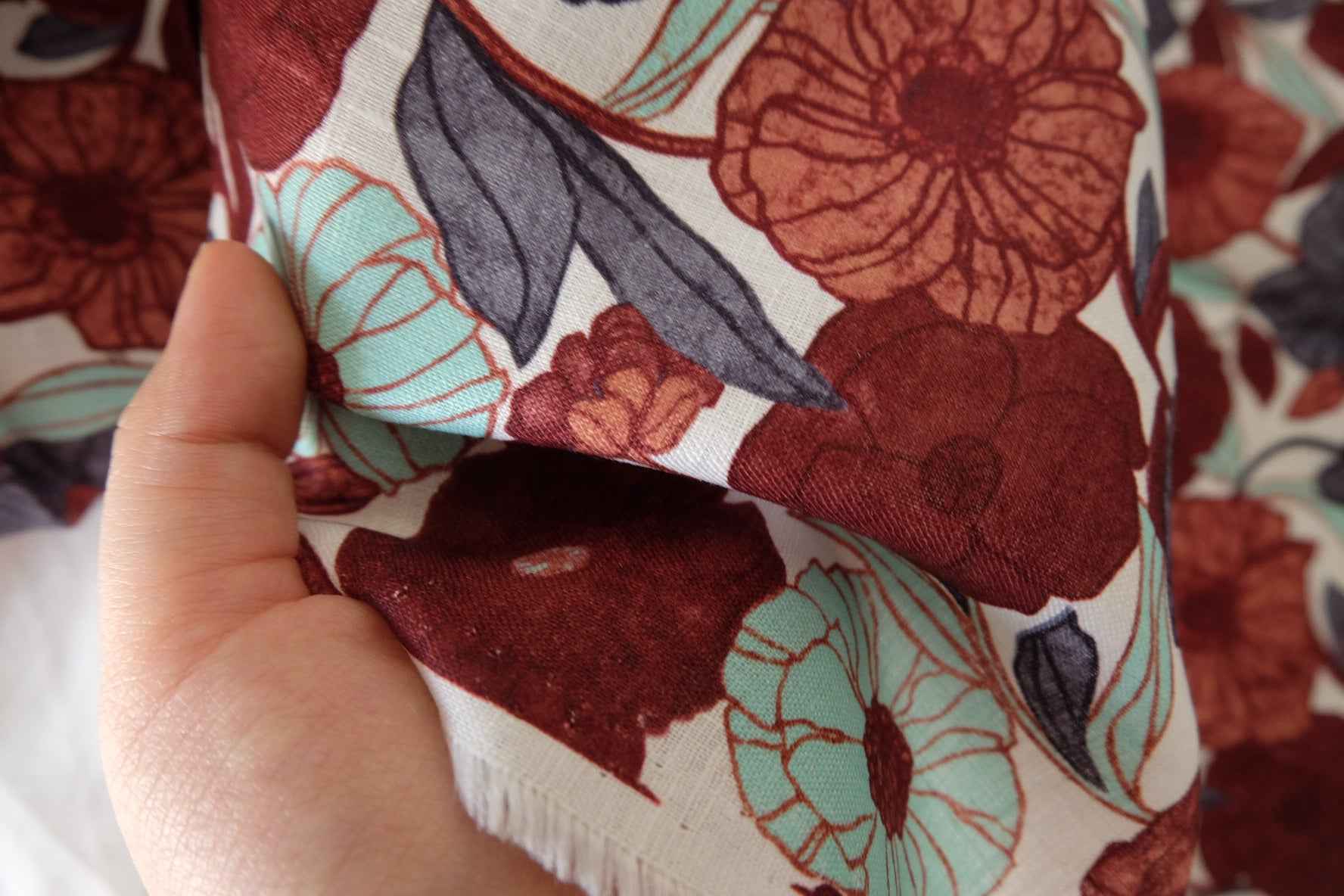 Vintage Floral Heavyweight Pure Linen Fabric – 2.2 yd