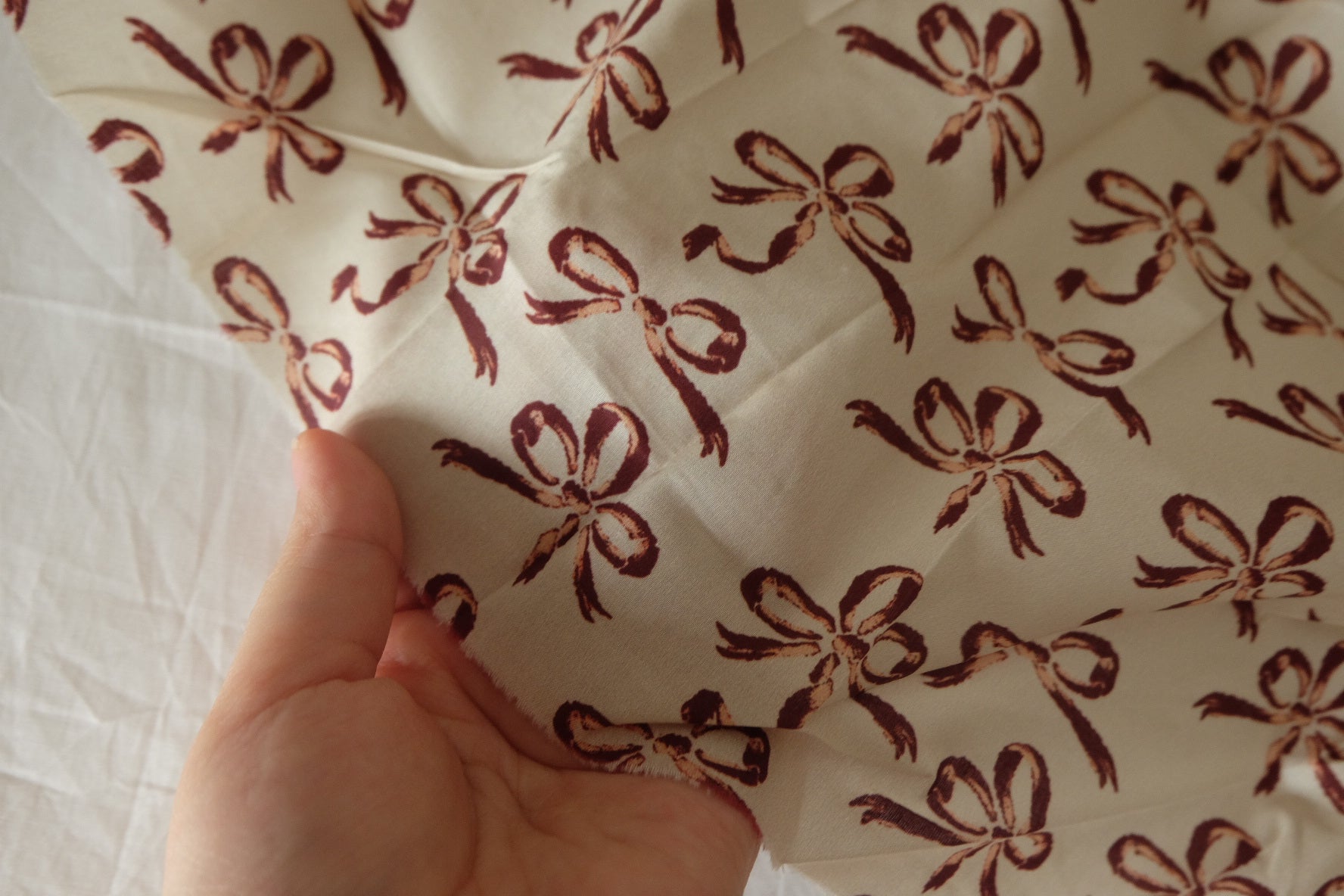 Burgundy Bow Print Cotton Poplin – 4.92 yd