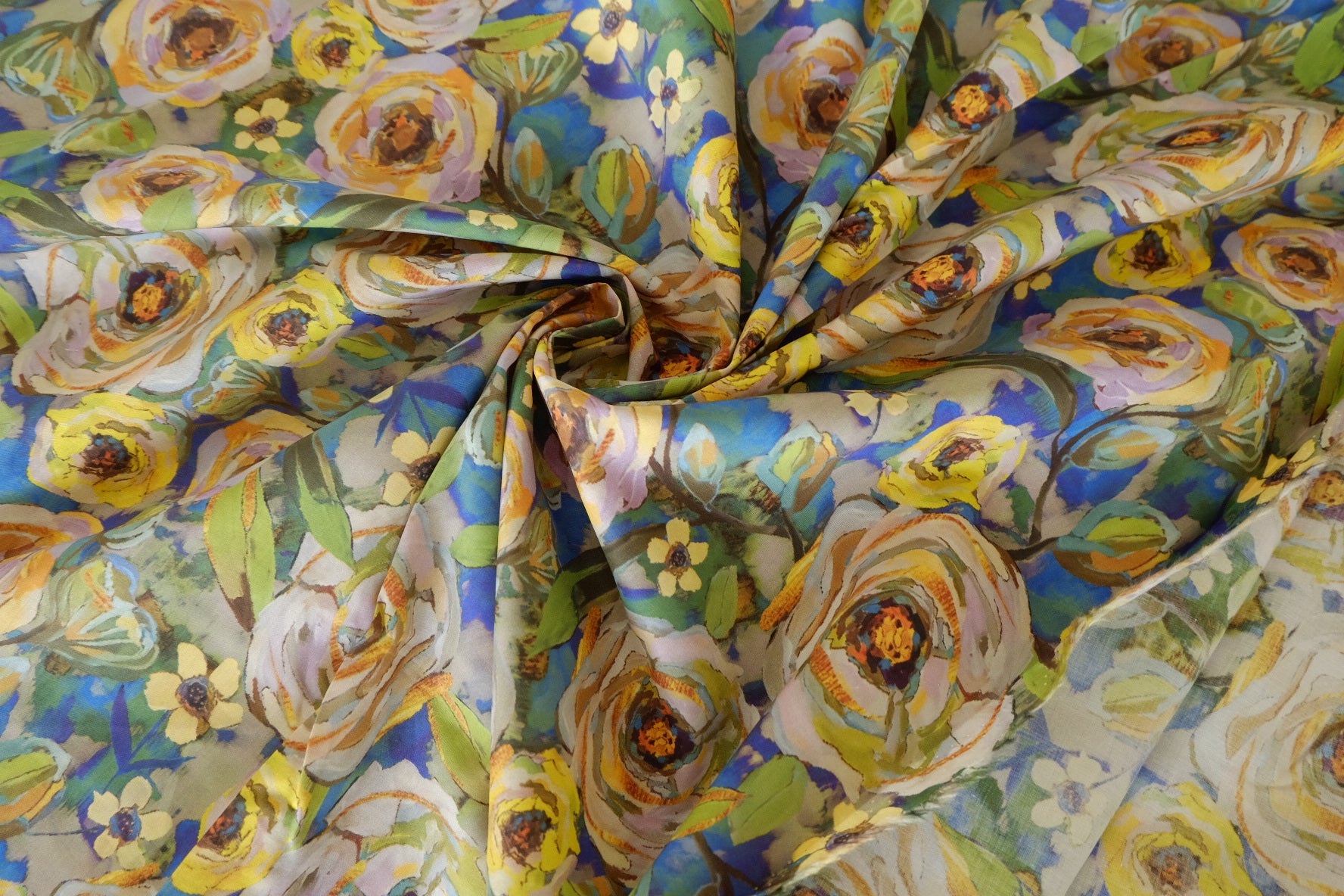 Painterly Summer Garden Floral Cotton Lawn Fabric – 2.73 yd Piece