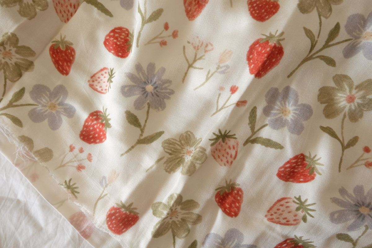 Strawberry Daydream – Silky Rayon Sateen Fabric – 3.28 yd