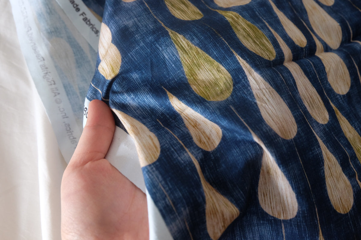 Indigo Raindrop Quilting Cotton – 1.1 yd