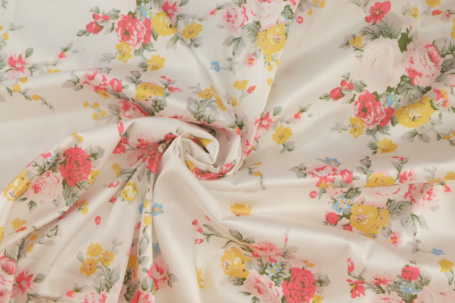 Vintage Bouquet Stretch Poly Cotton Satin – 3.3 yd