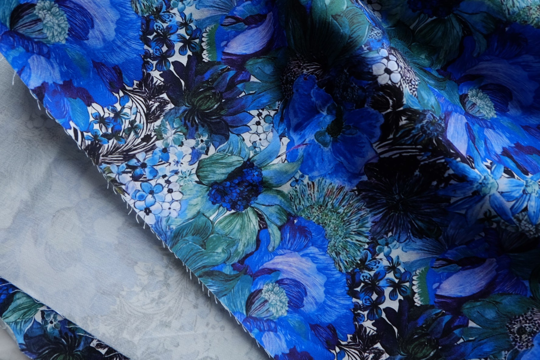 Deep Blue Botanical Cotton Twill – 2.2 yd/1.1 yd