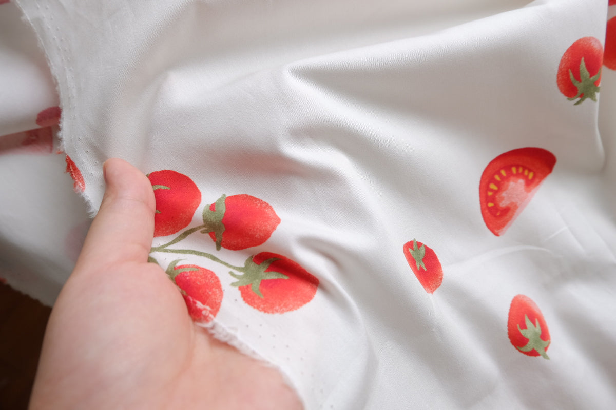 Tomato Print High-Density Cotton Poplin – 2.2 yd / 1.6 yd