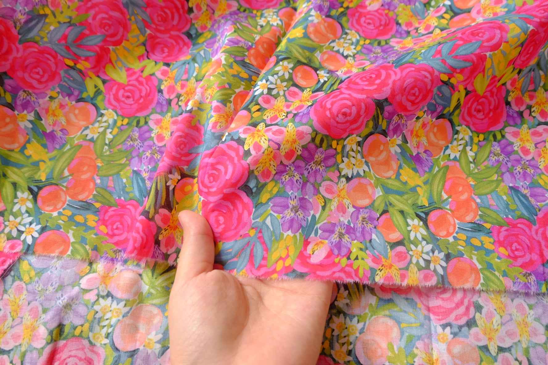 Bright Garden High-Count Cotton Fabric - 3.28 yd