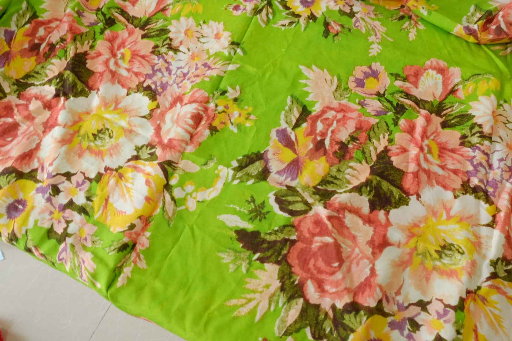 Bright Green Floral Cotton Dress Fabric – 3.3 yd