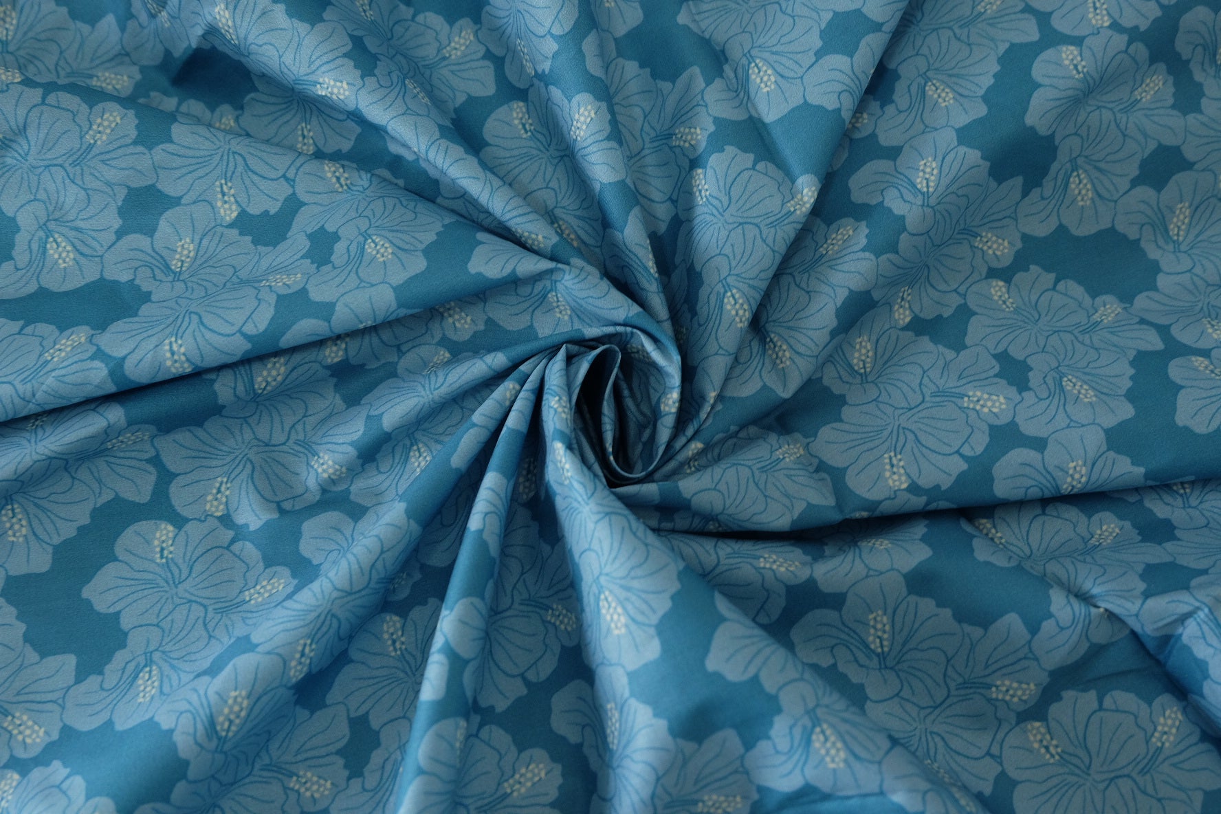 Blue Hibiscus Cotton Lawn Fabric – 3.3 yd