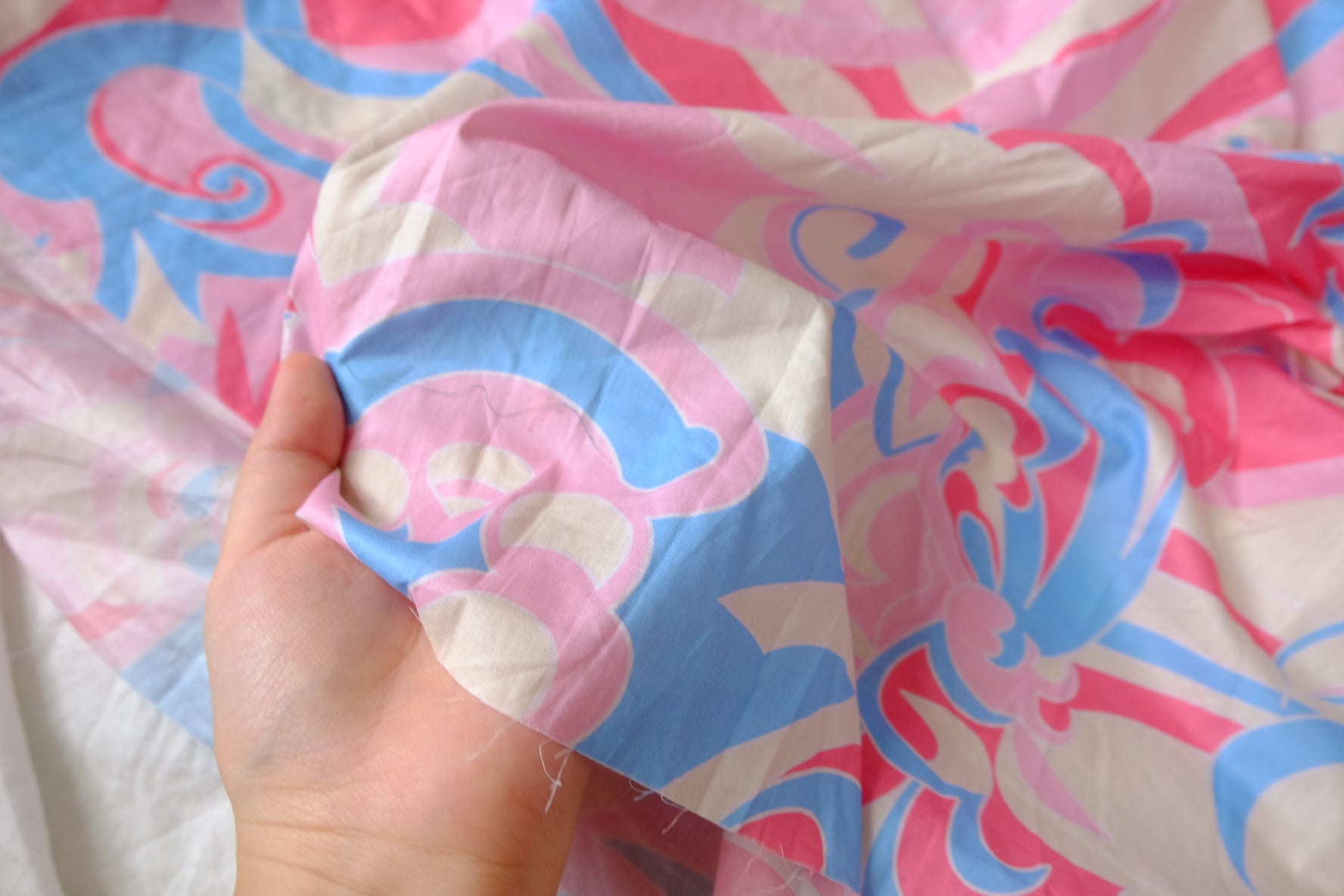 Pink Blue Retro Swirl Cotton Lawn — 3.28 yd