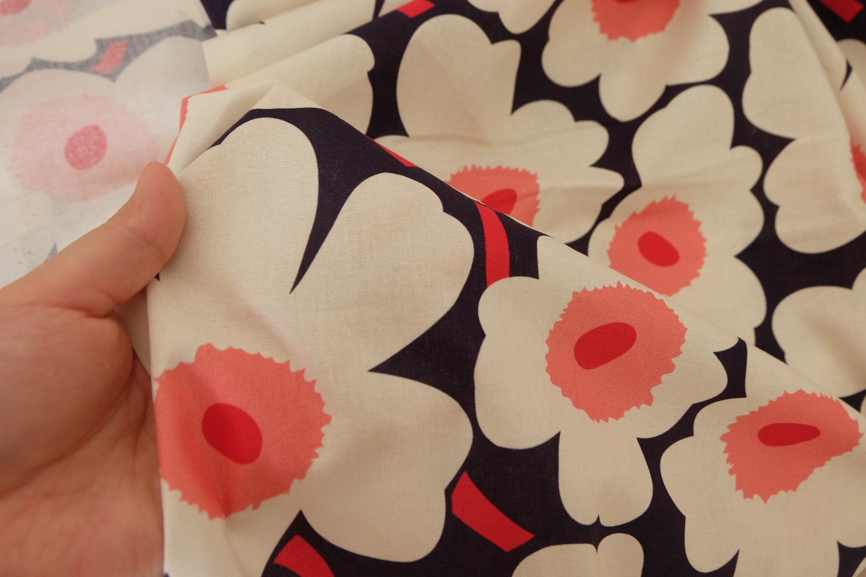 Bold Floral Cotton Fabric – 2.2 yd