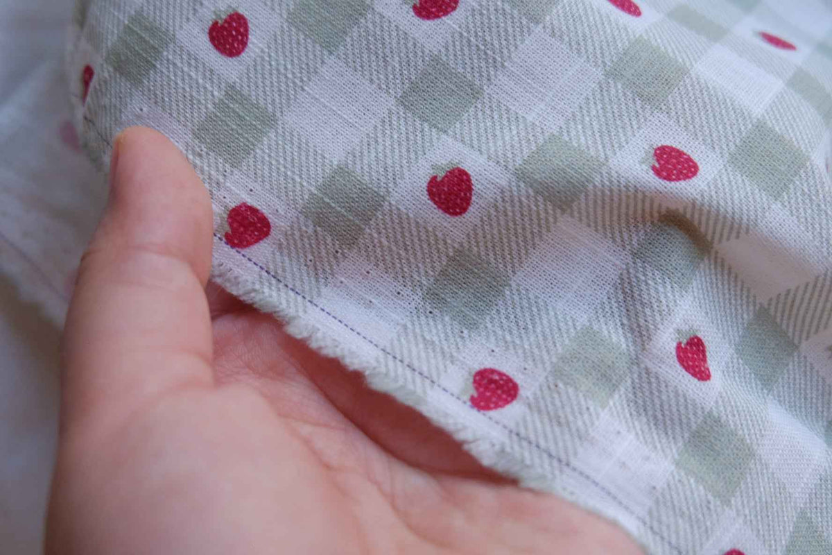 Strawberry Picnic Gingham Cotton Linen Fabric – 2.19 yd