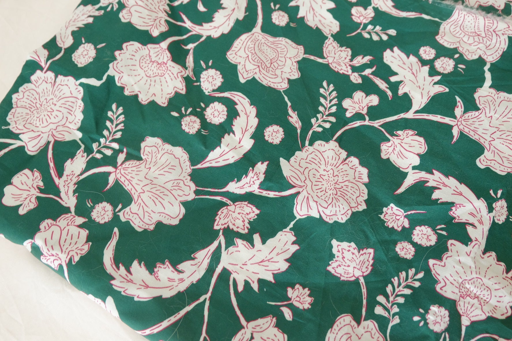Dark Green Botanical Floral Cotton Poplin Fabric – 2.4 yd