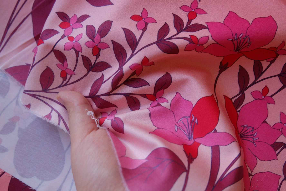 Sunset Bloom Floral Cotton Sateen Fabric – 2.19 yd