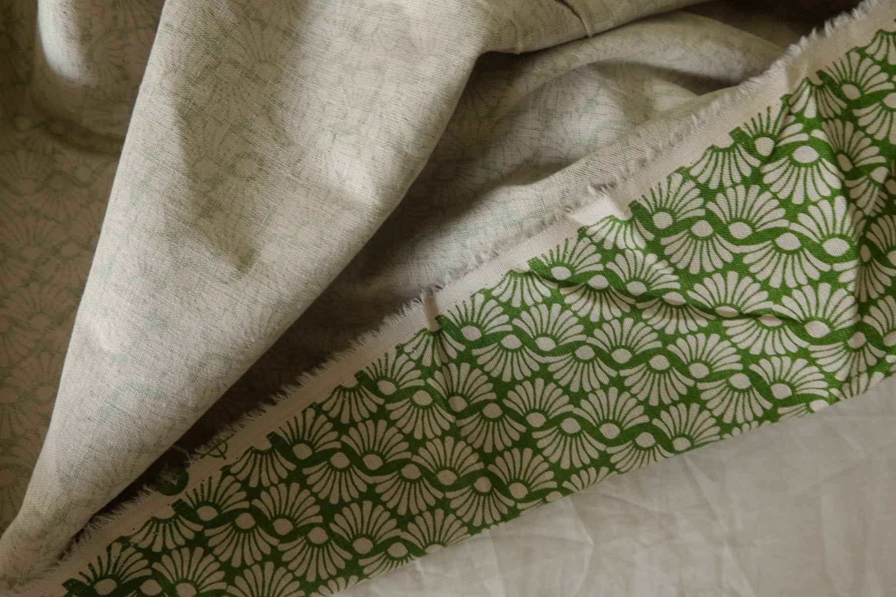 Green Geometric Floral Tencel Linen Fabric – 1.6 Yards