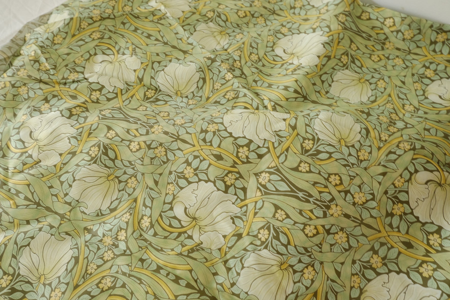 Sage Arts & Crafts Floral Cotton Sateen Fabric – 2.2 yd