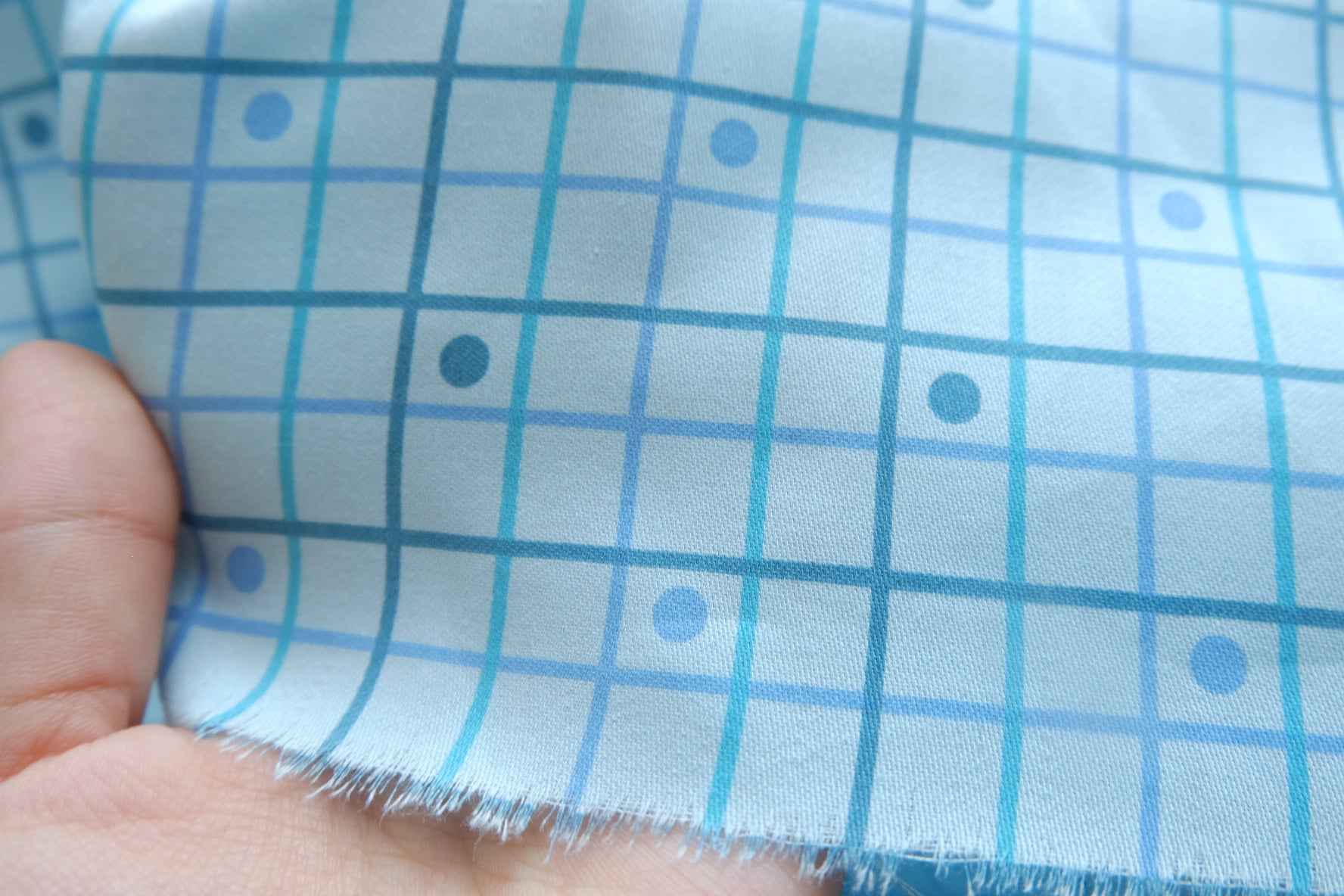 Pool Blue Grid Cotton Poplin Fabric - 1.64 yd