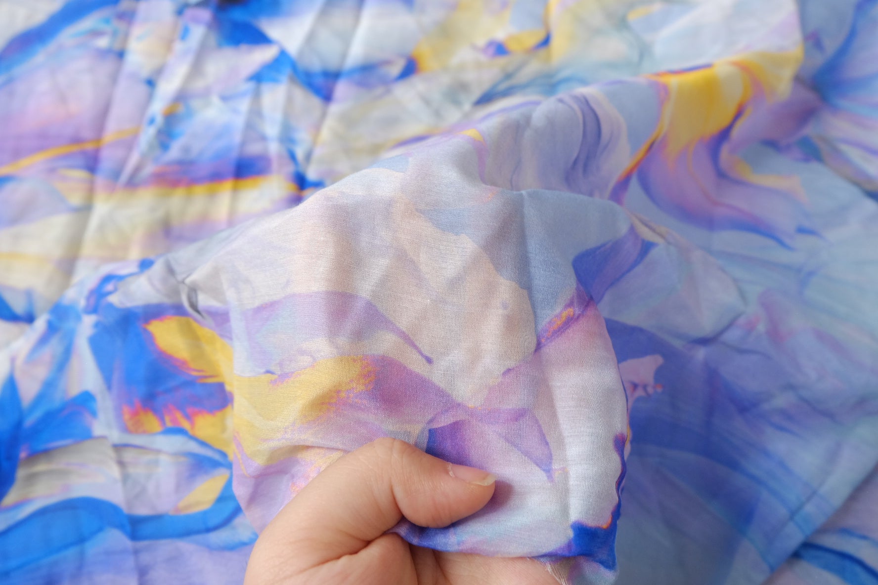Large-Scale Blue Floral Silk Cotton Blend Fabric - 3.28 yd