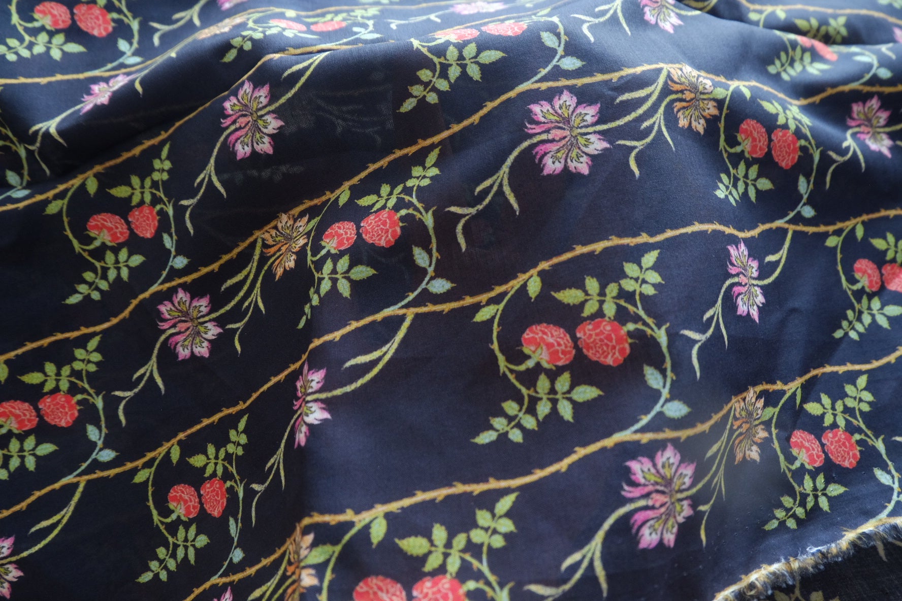 Dark Vine Floral Fine Cotton Lawn Fabric - 3.28 yd