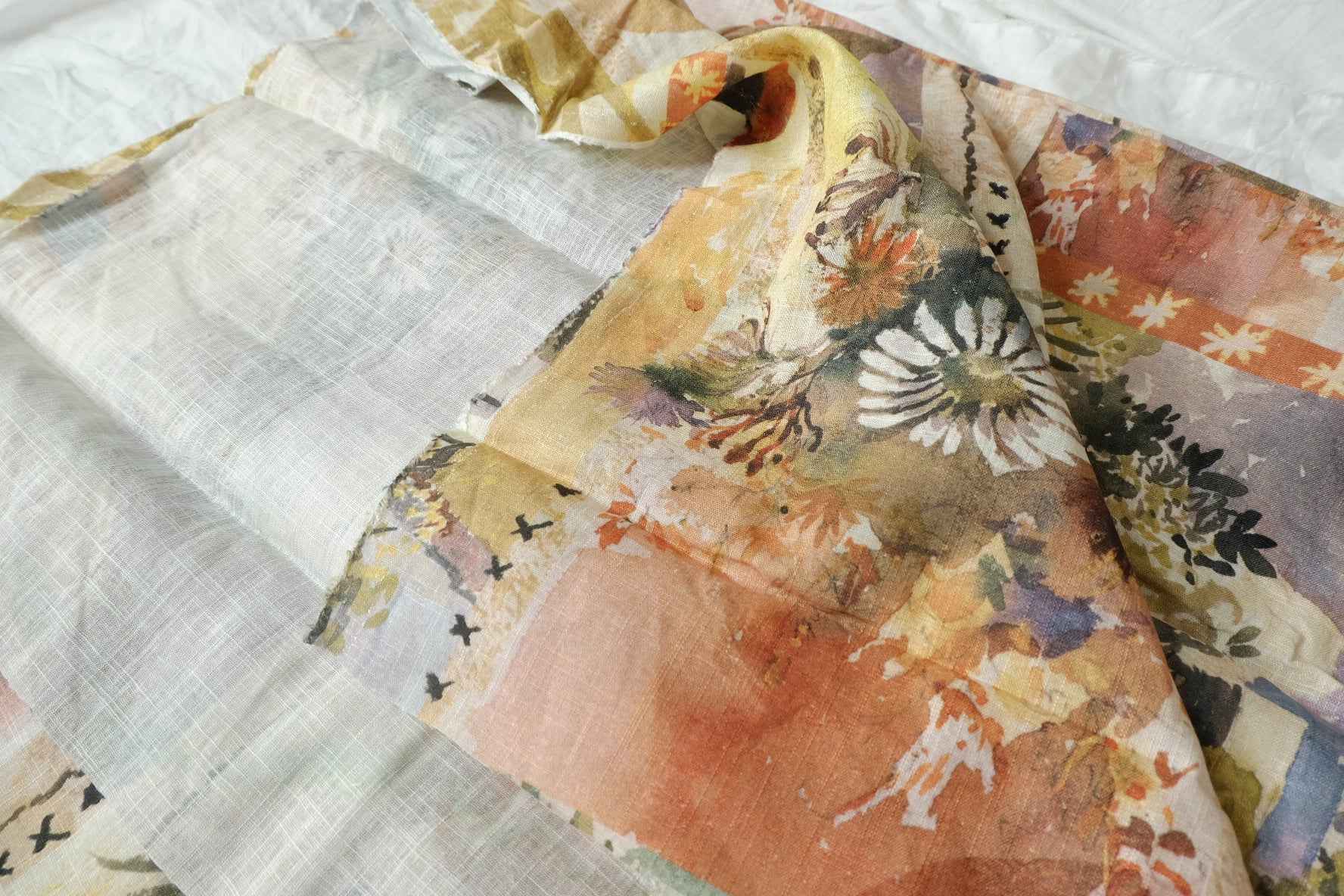 Linen Scenic Floral Fabric, Soft Vacation Dress Weight, 2.19 Yards