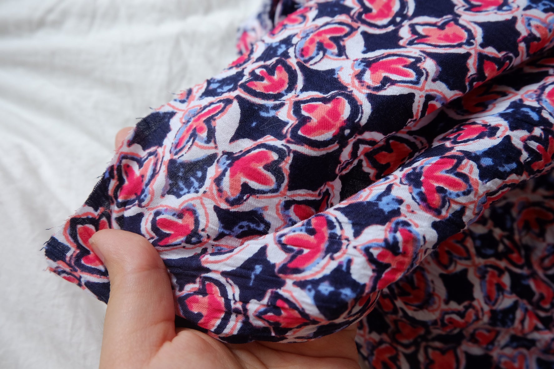 Red & Navy Geometric Textured Cotton Linen — 2.19 yd