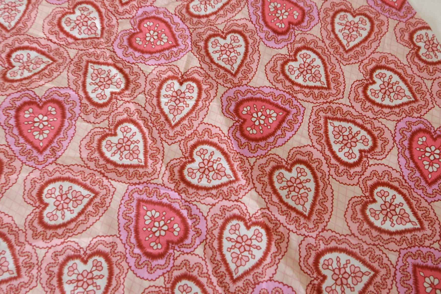 Pink Lace Heart Cotton Lawn — 1.20 yd
