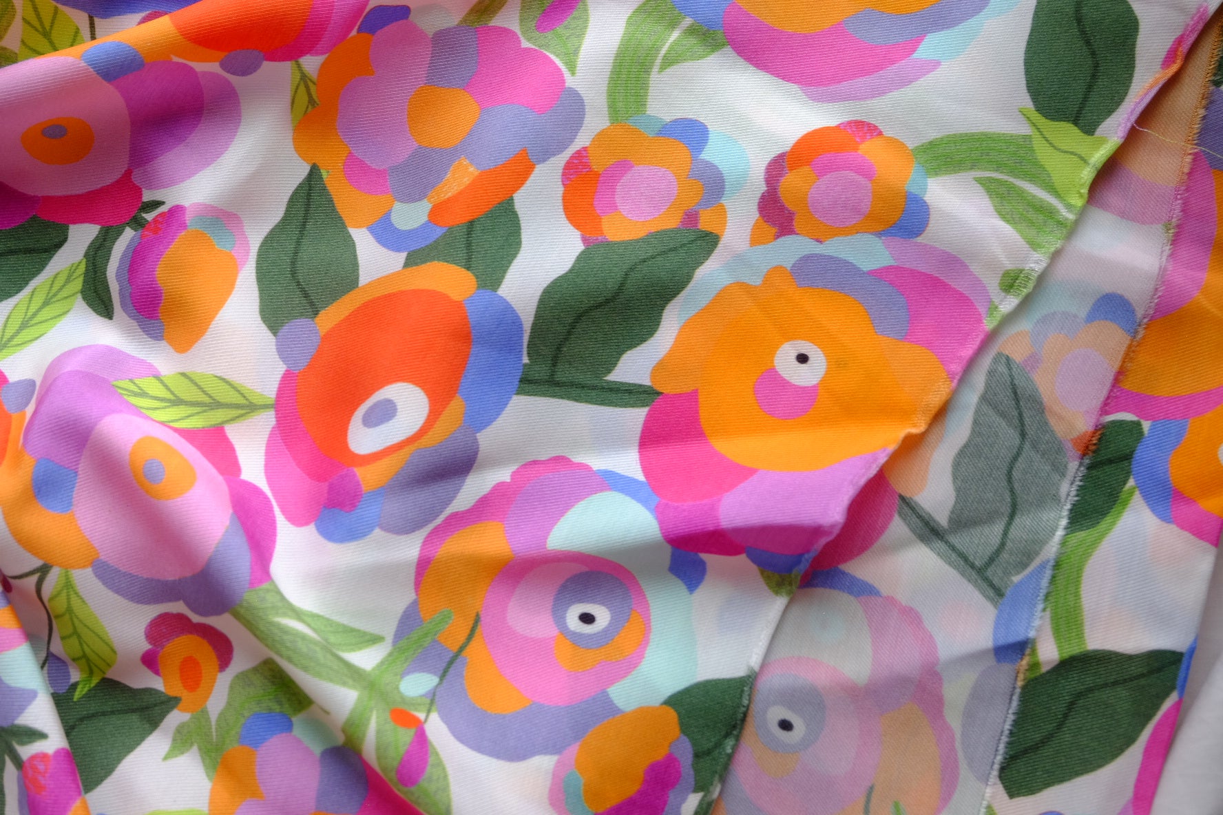 Vibrant Floral Viscose Cotton Twill – 1.6 yd