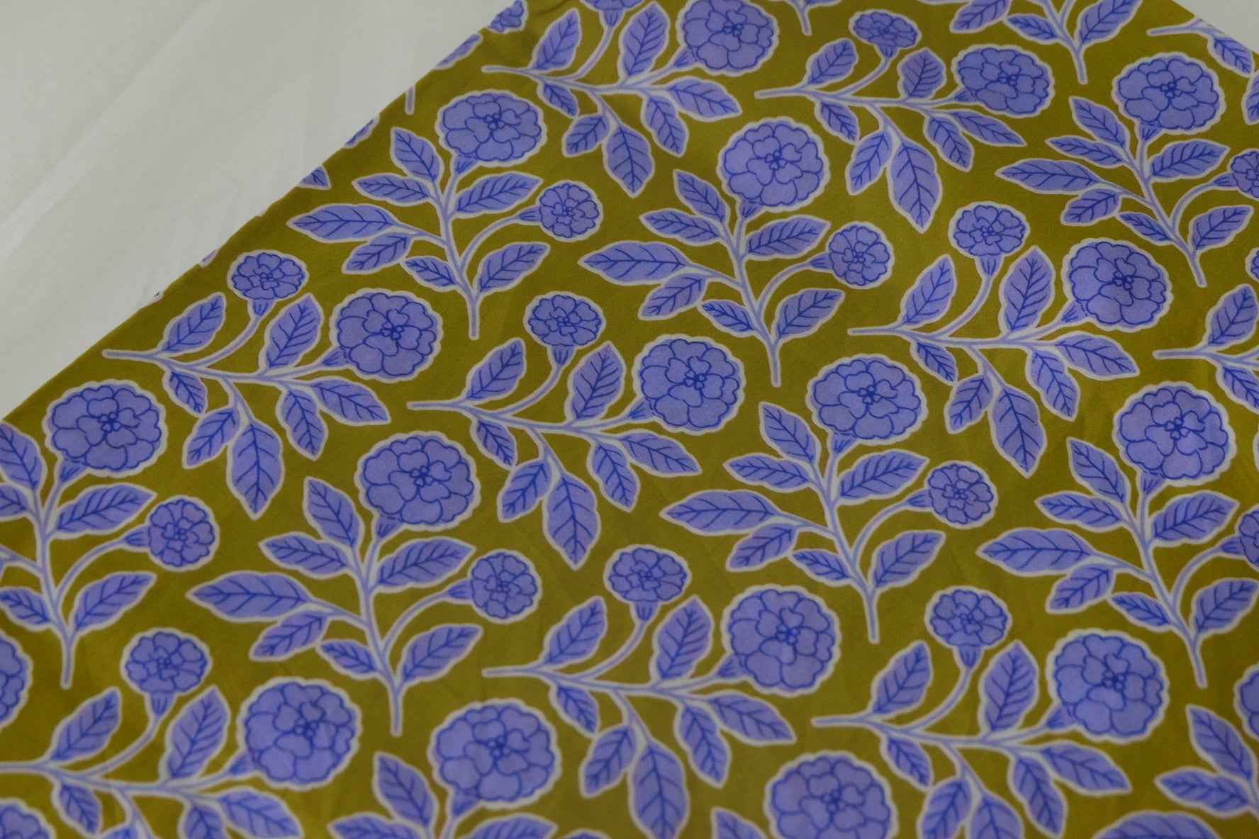 Lavender Blooms on Olive Cotton Lawn – 2.7 yd