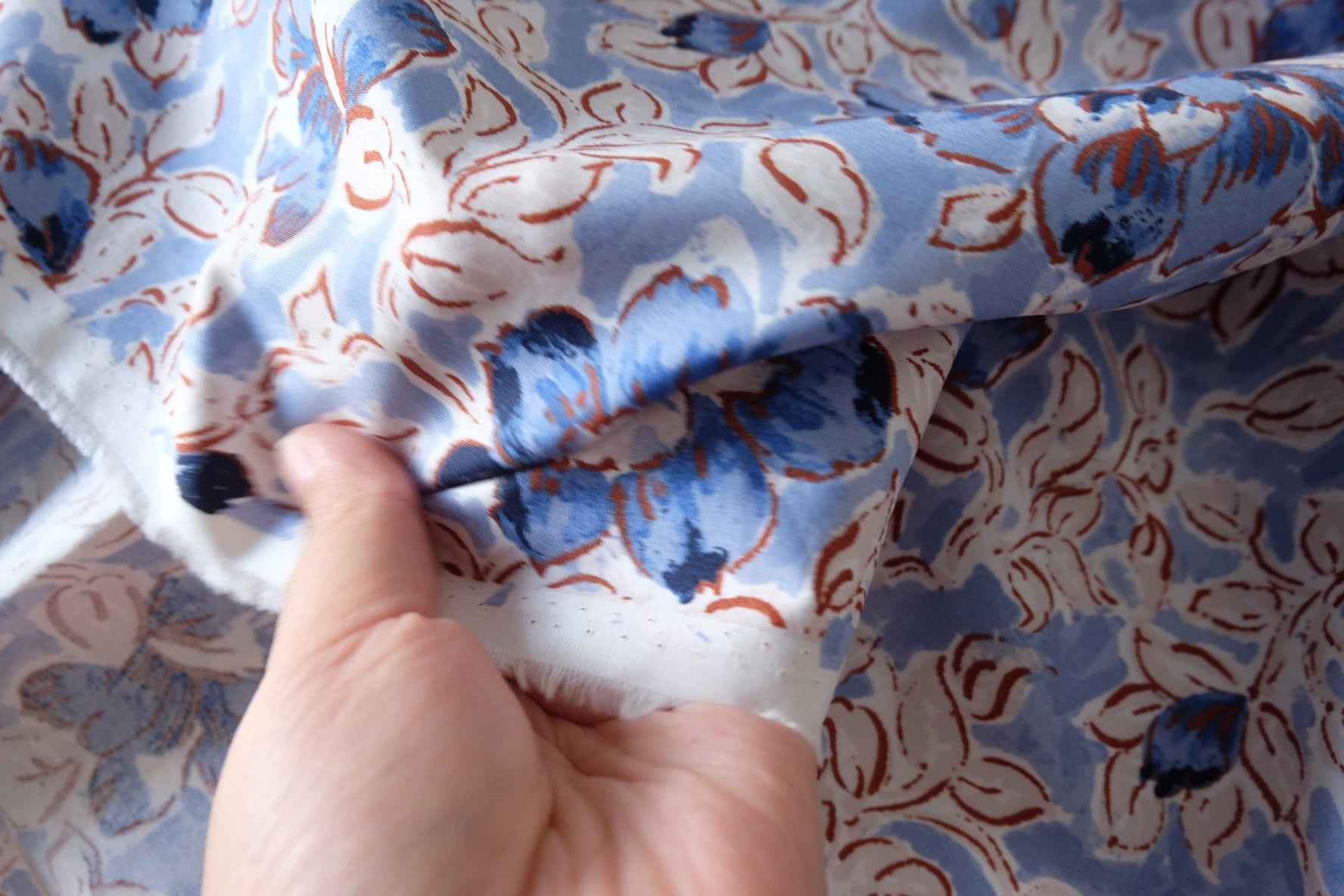 Blue Floral Border Print Cotton Poplin Fabric – 2.2 yd