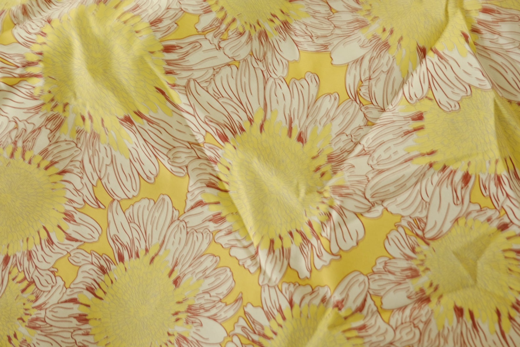 Yellow Daisy Silky Cotton Poplin Fabric - 1.6 yd