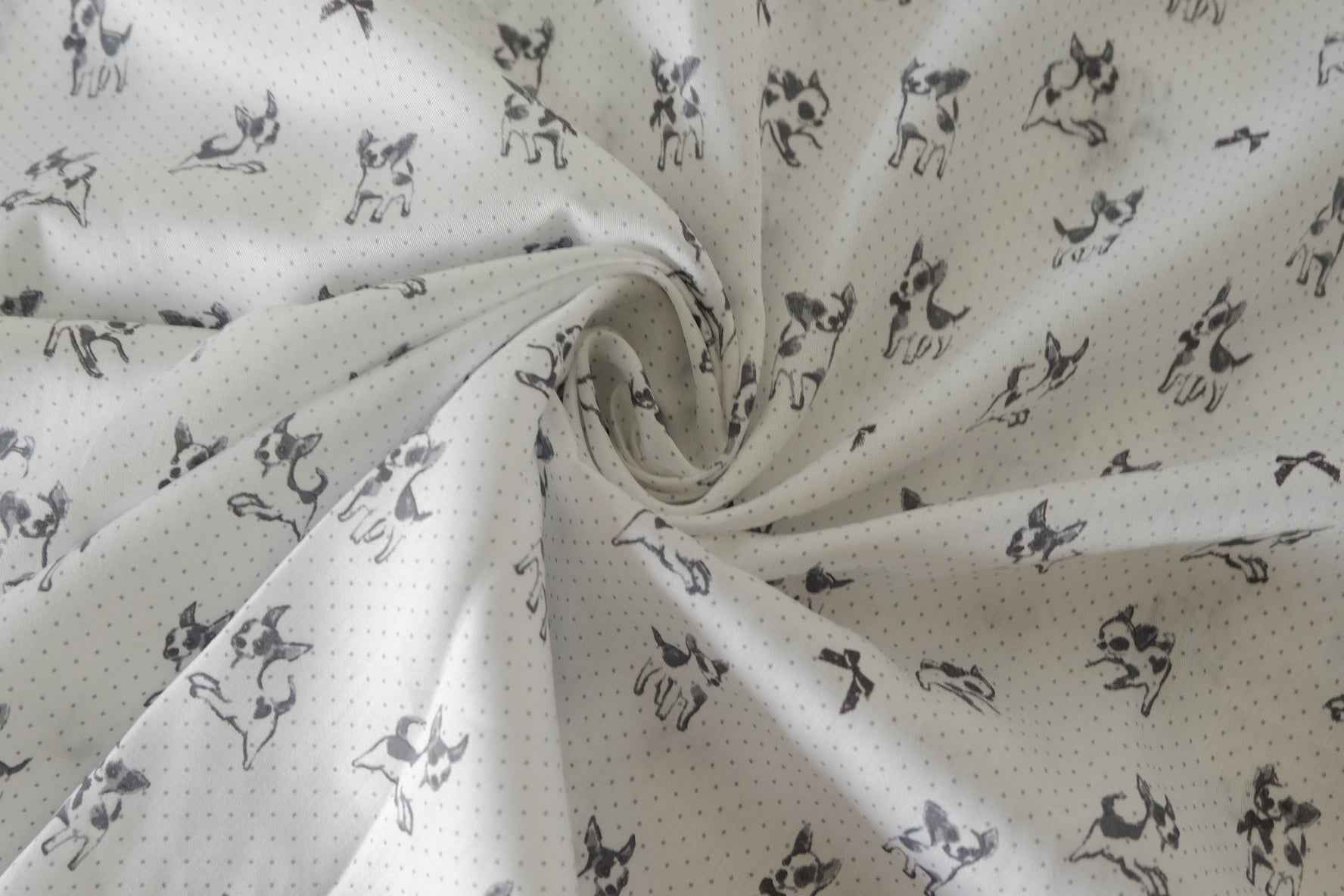 Little Dog Print Cotton Lawn Fabric – 2.2 yd