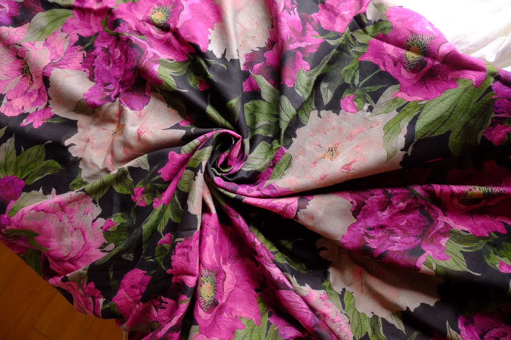 Dark Floral Cotton Linen Double Gauze – 2.2 yd