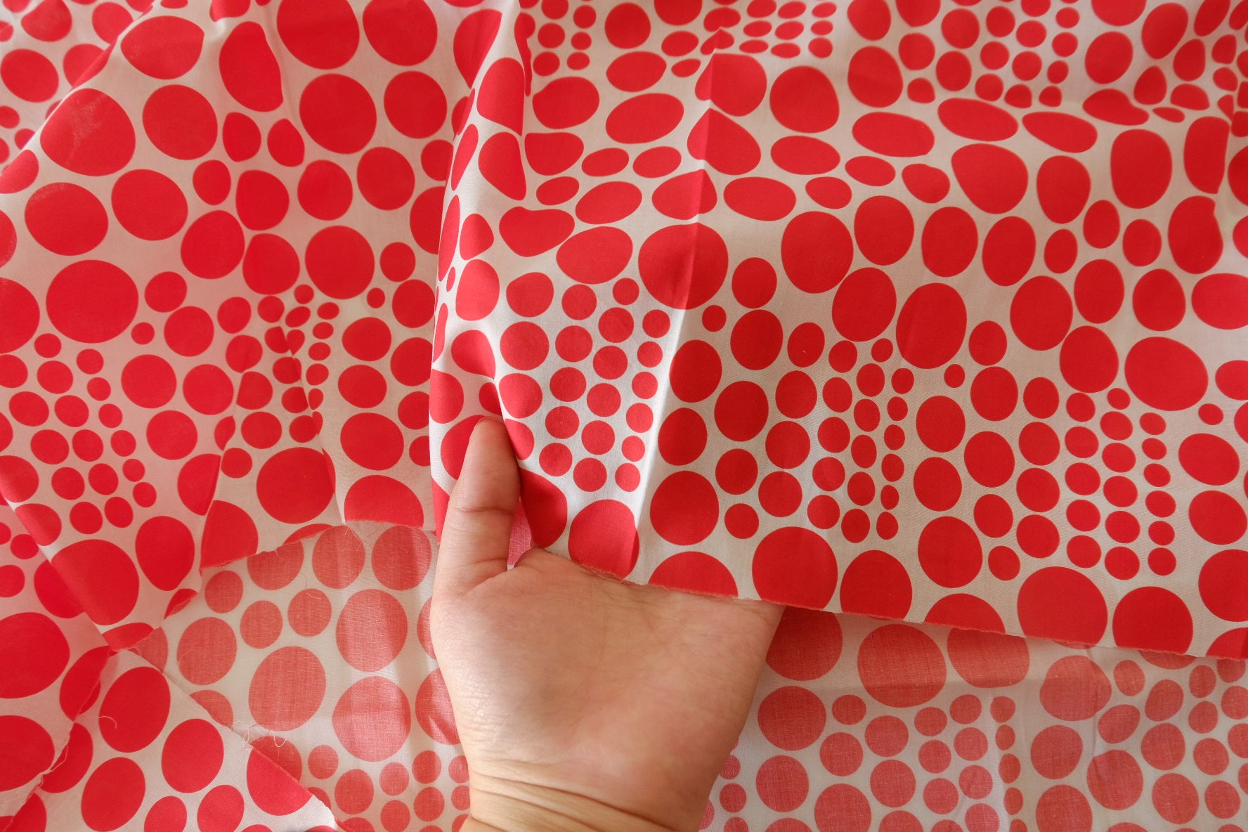 Italian Tana Lawn Coral Dot Wave Print Cotton Fabric – 1.75 yd Piece