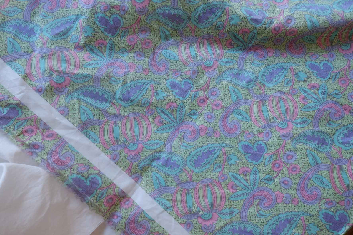 Pastel Paisley Garden Cotton Lawn Fabric – 2.41 yd