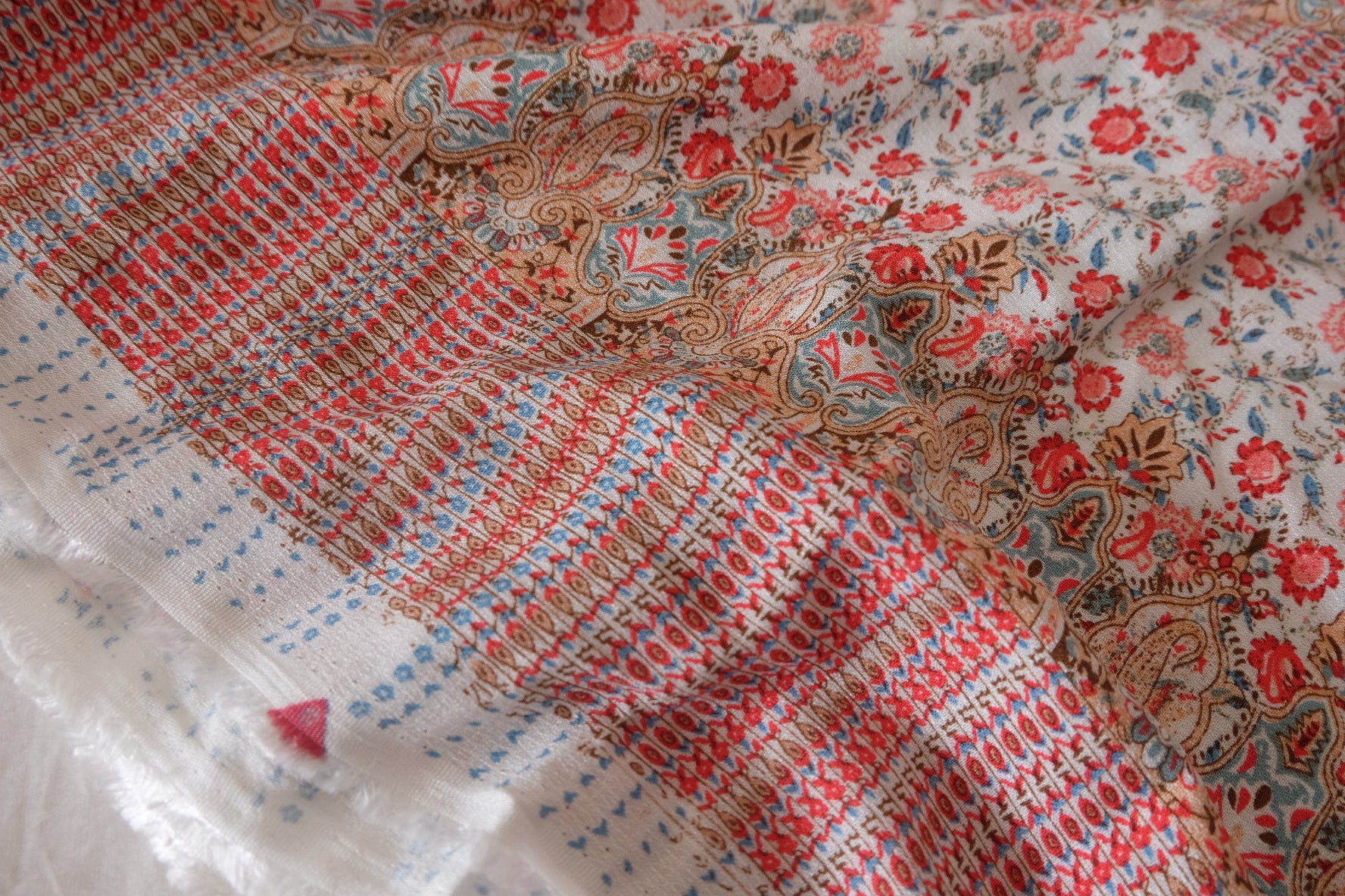 Vintage Paisley Border Print Rayon Fabric – 3.3 yd