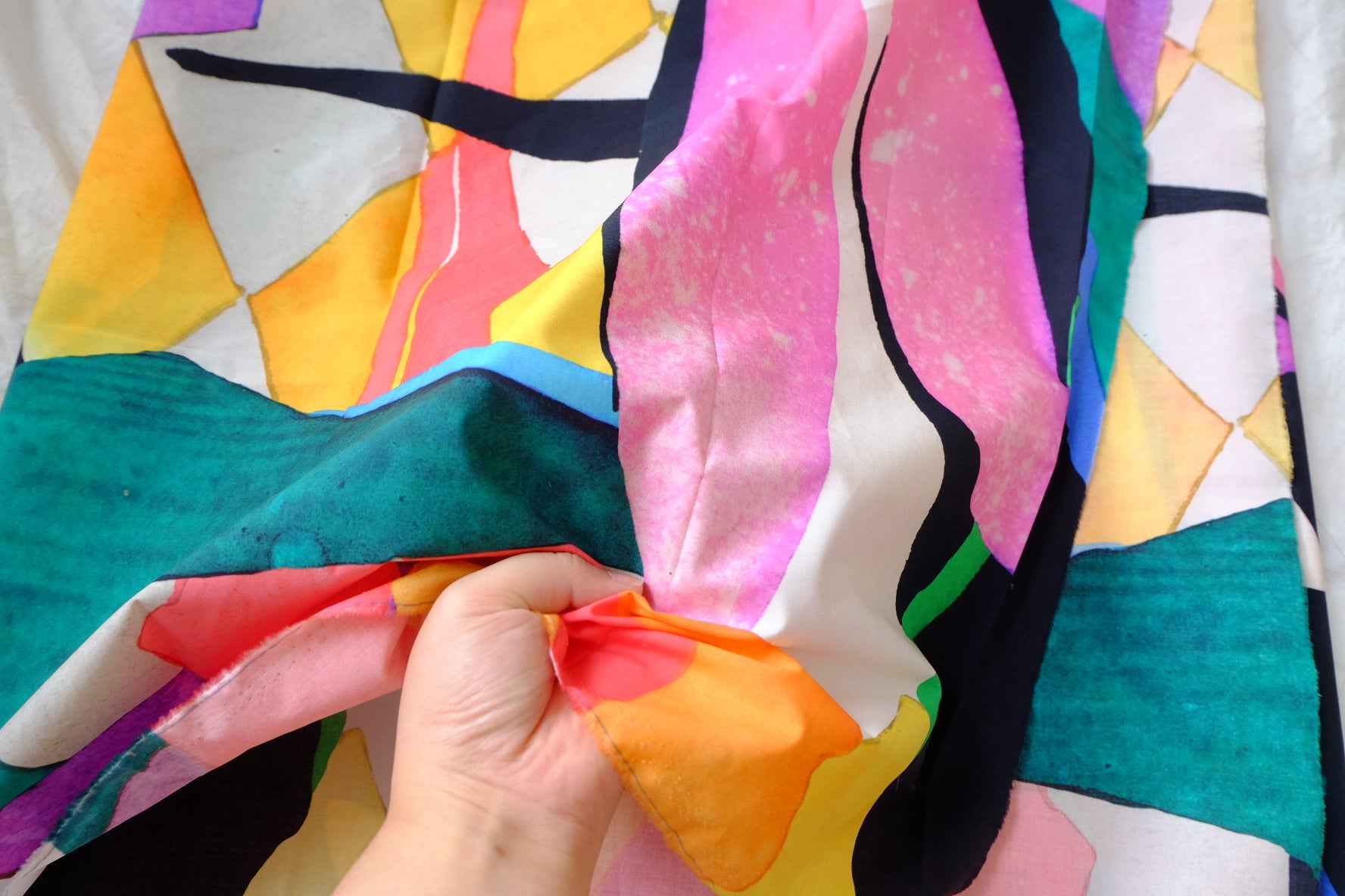 Bold Abstract High-Density Cotton Lawn Fabric - 2.19 yd