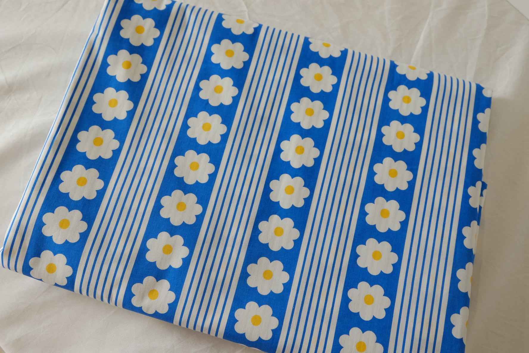 Blue Stripe Daisy Cotton Poplin Fabric – 2.2 Yards