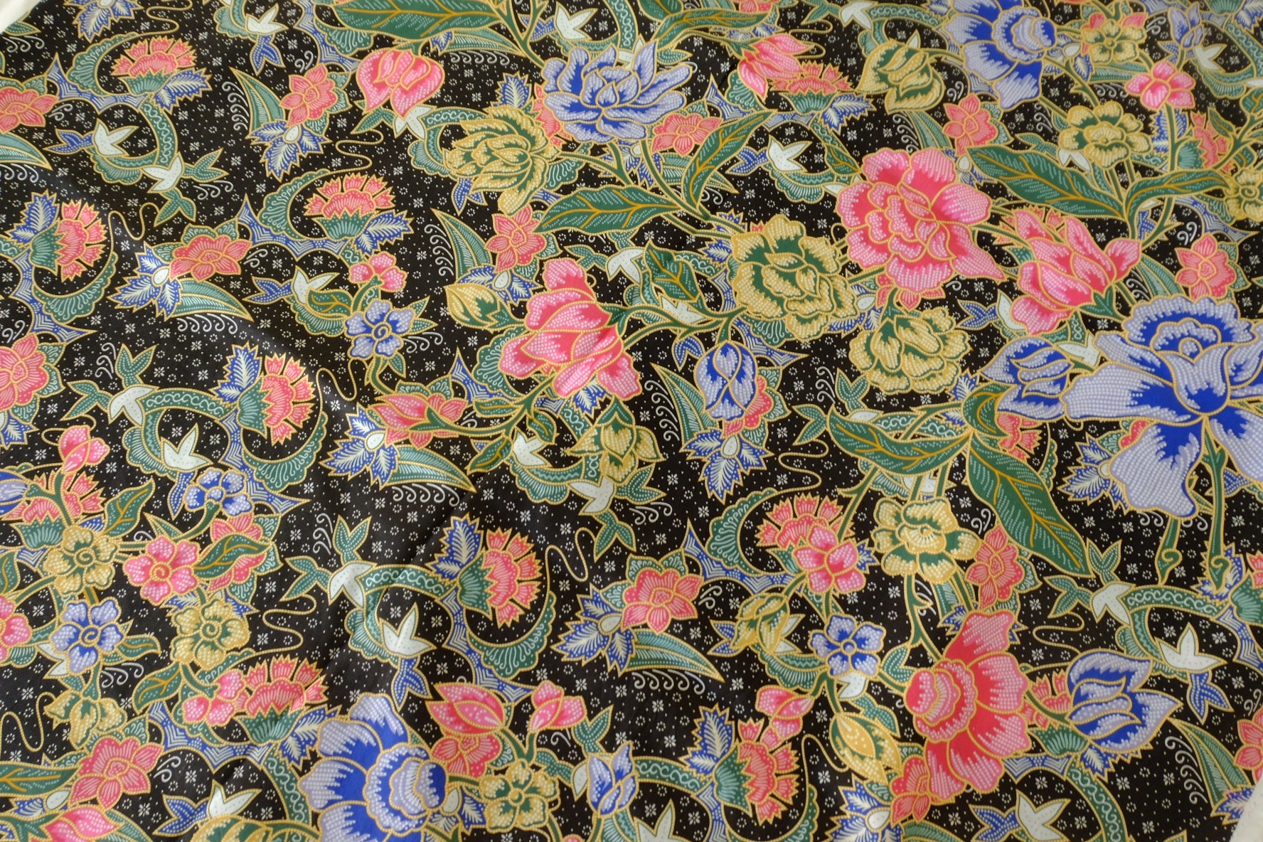 Black Ornate Floral Cotton Poplin Fabric – 3.3 yd