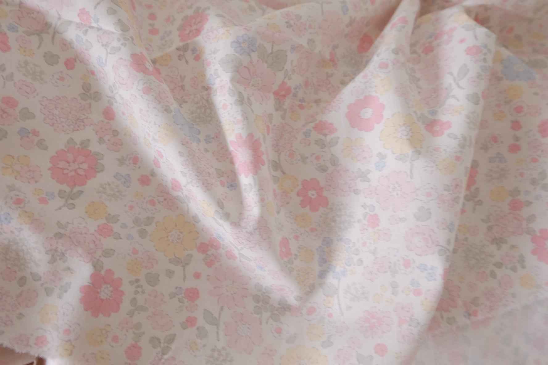 Soft Garden Floral Cotton Lawn Fabric – 3.3 yd